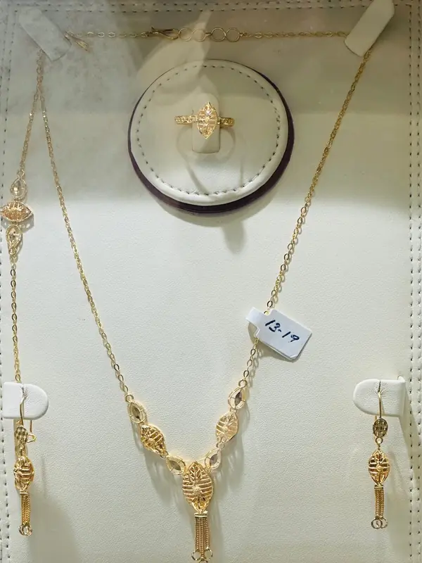 Bahrain Necklaces