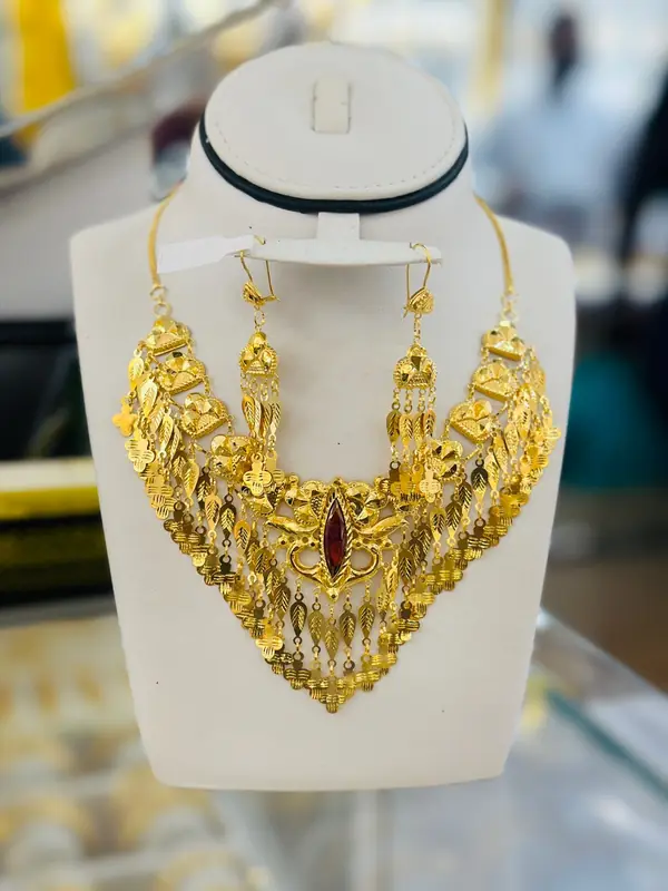 Collier avec boucle 22 g / ensemble 27 g